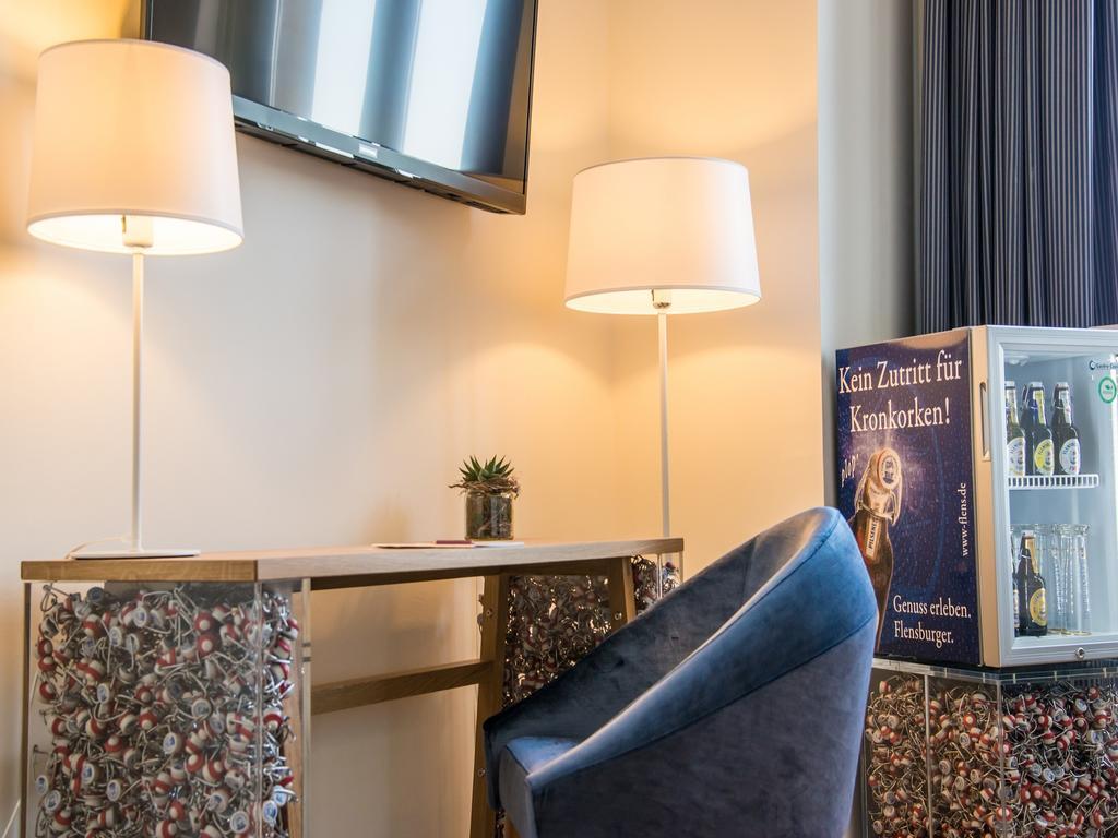Hotel Alte Post Фленсбург Екстер'єр фото